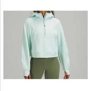 Delicate Mint Oversized Scuba Half Zip Lululemon XS/S